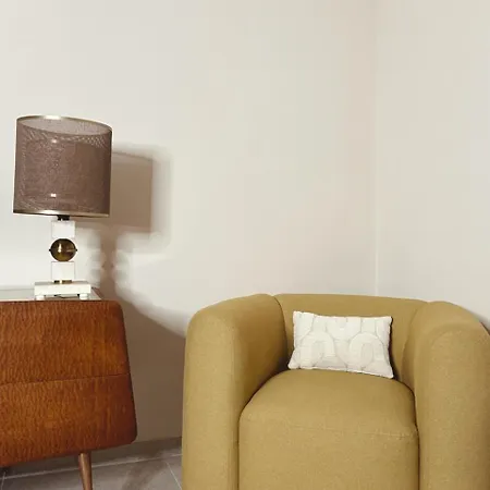Levante - Luxurious 1 Bedroom Apartment *