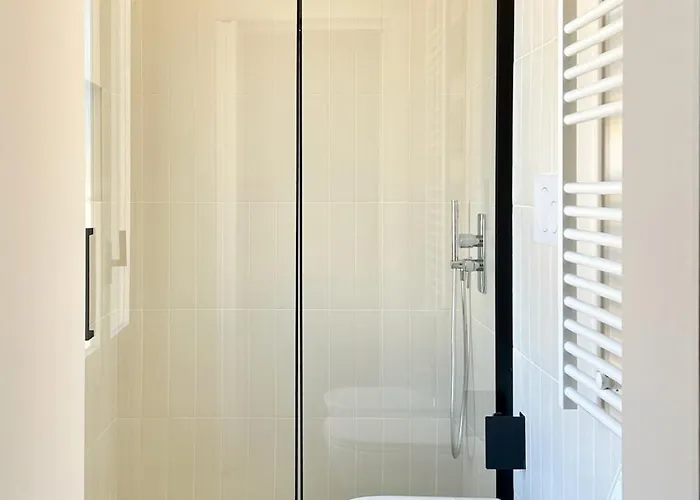 Levante - Luxurious 1 Bedroom Apartamento