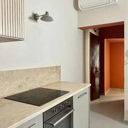 Luxurious 1 Bedroom Apartment