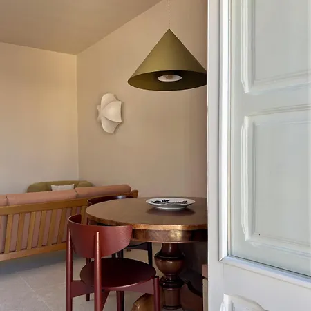 Apartment Luxurious 1 Bedroom *