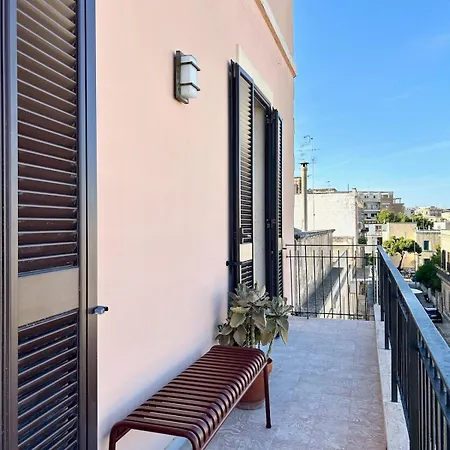 Luxurious 1 Bedroom Apartment